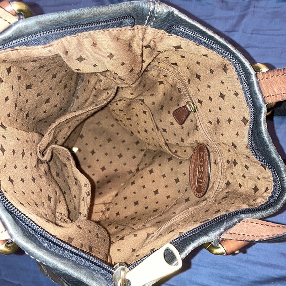 Fossil leather Explorer Tote Purse - Picture 8 of 9